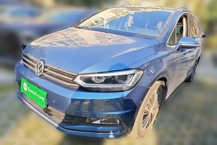 Used Volkswagen Touran 2016 Volkswagen Touran L 280TSI DSG Luxury Edition
