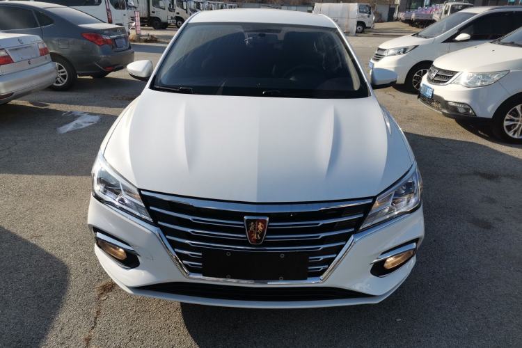 Used Roewe i5 2020 1.5L Manual 4G Connect Luxury Edition
