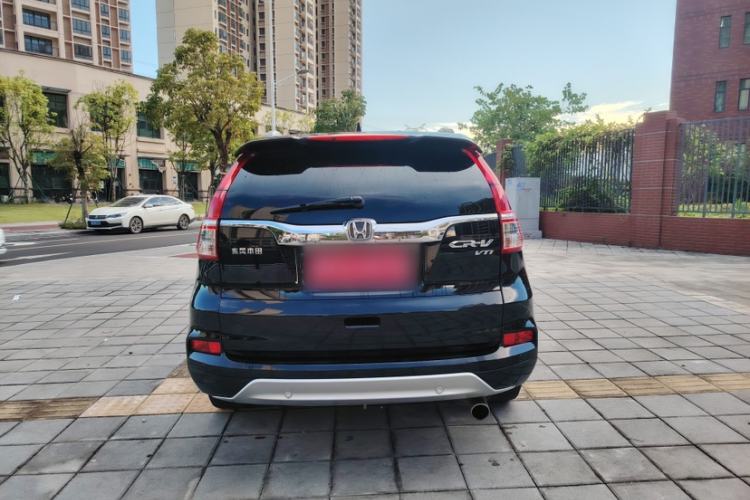 Used Honda CR-V 2015 2.4L two-wheel drive luxury version
