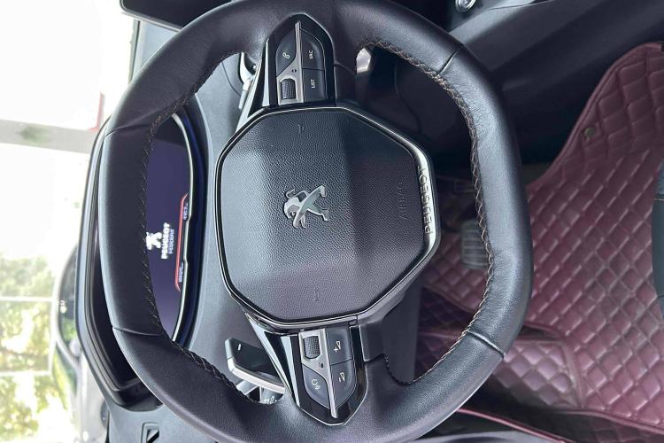 Used Peugeot 5008 2017 350THP 7-Seater Elite Edition
