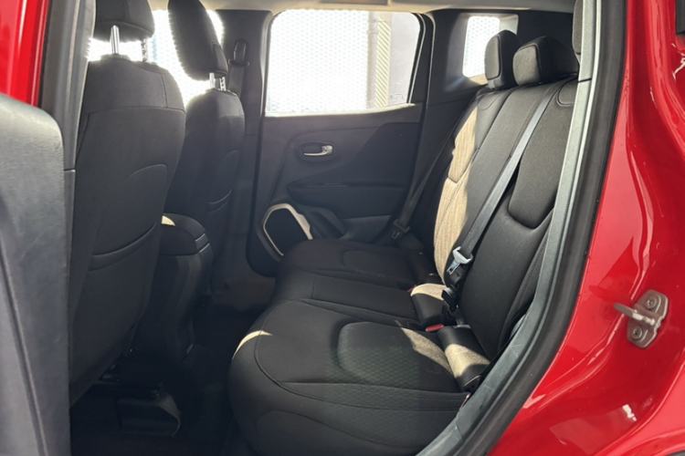 Used  Renegade 2016 1.4T Automatic Jingneng Edition
