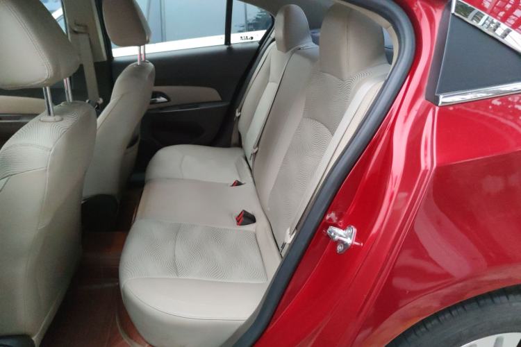 Used Chevrolet Cruze 2015 1.5L Classic SE AT
