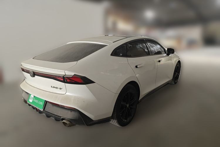 Used Changan UNI-V 2023 1.5T Prestige Model
