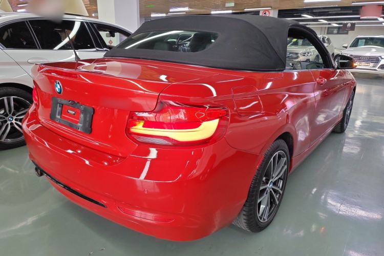 Used BMW 2 Series 2018 220i Convertible Coupe Sports Design Package
