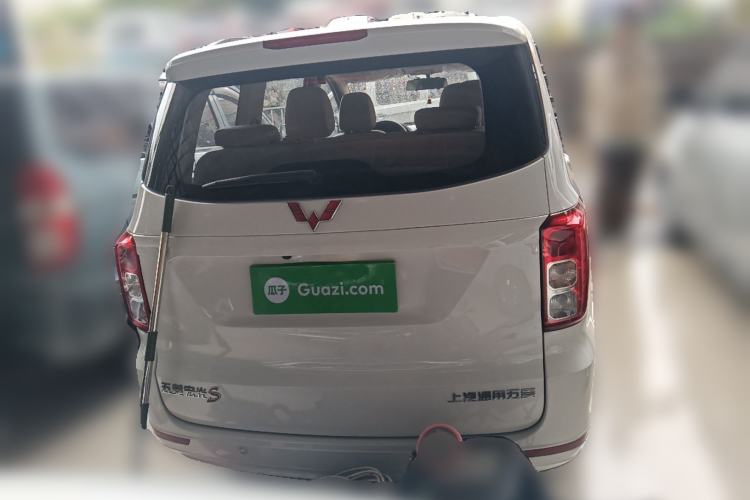 Used Wuling Hongguang 2019 1.5L S Comfort Edition China VI LAR
