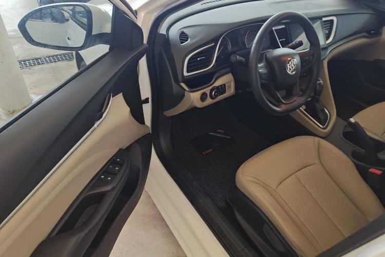 Used Buick GT 2017 15N Automatic Elite Version
