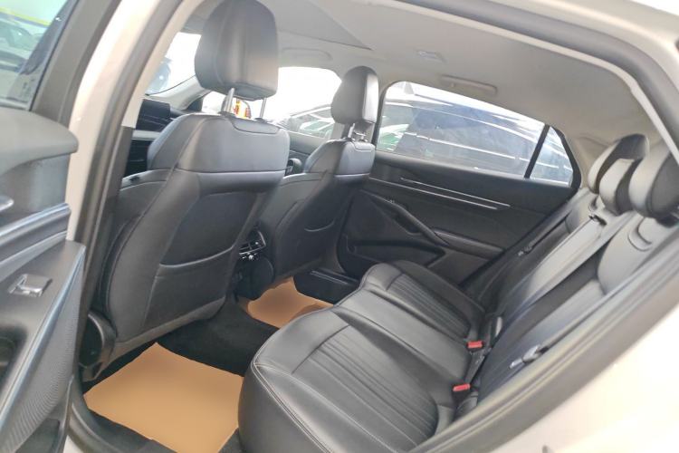 Used Ford Mondeo 2025 2.0T EcoBoost Luxury Version
