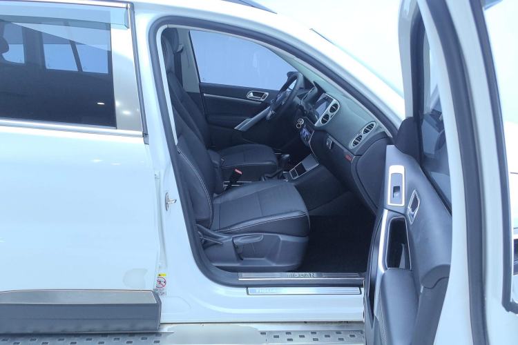 Used Volkswagen Tiguan 2016 300TSI Automatic All-Wheel Drive Fashion Vision Edition
