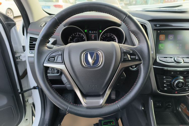 Used Changan CS75 2017 Shangkui Edition 1.5T Manual Fengxiang Model
