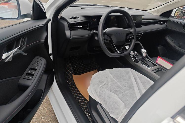 Used Roewe i5 2023 1.5L CVT Luxury Edition
