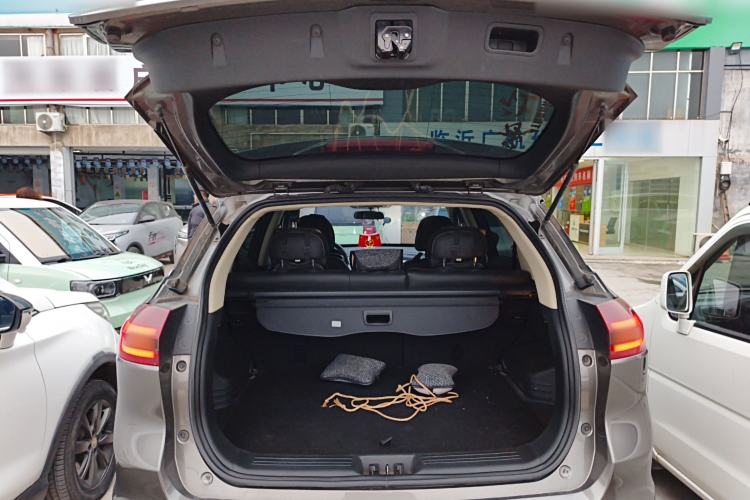 Used Geely Auto Emgrand X7 Sport 2020 1.8TD DCT Two-Wheel Drive Smart Connect 4G-Enabled Version
