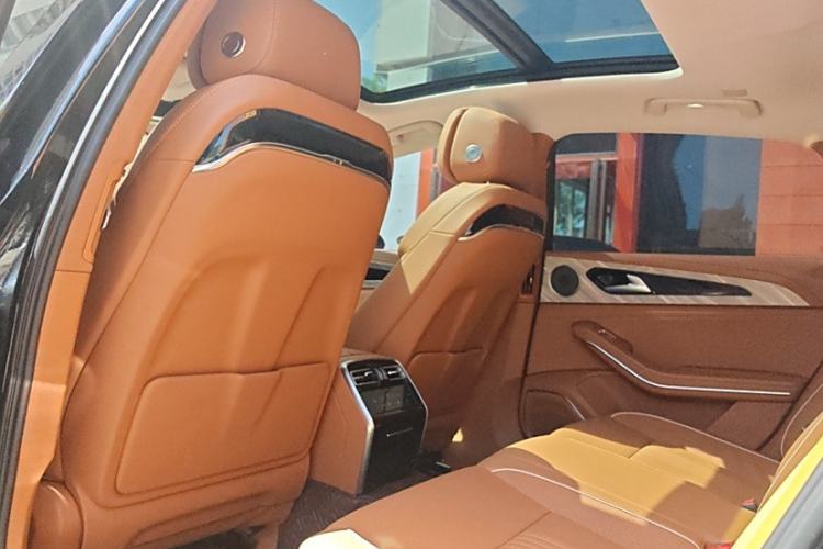 Used Hongqi H9 2020 2.0T Smart Connect Flagship Edition
