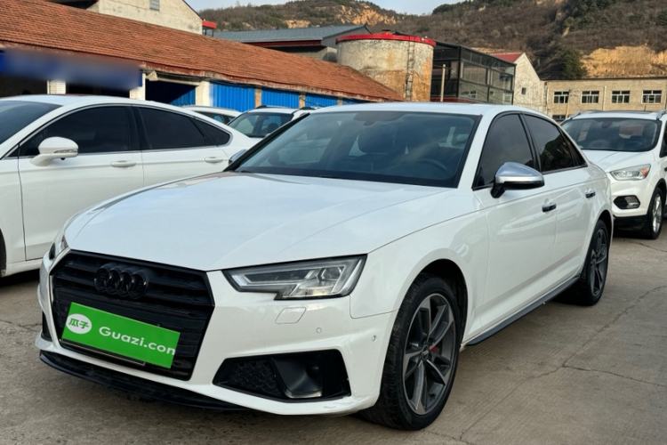Used Audi A4L 2019 40 TFSI Fashion Edition China VI Emission Standard