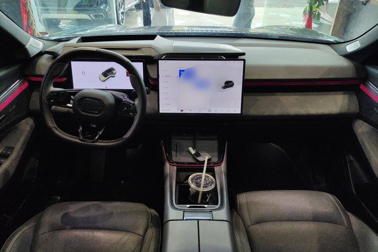 Used Lynk & Co 08 EM-P 2023 220km All-Wheel-Drive Performance Halo