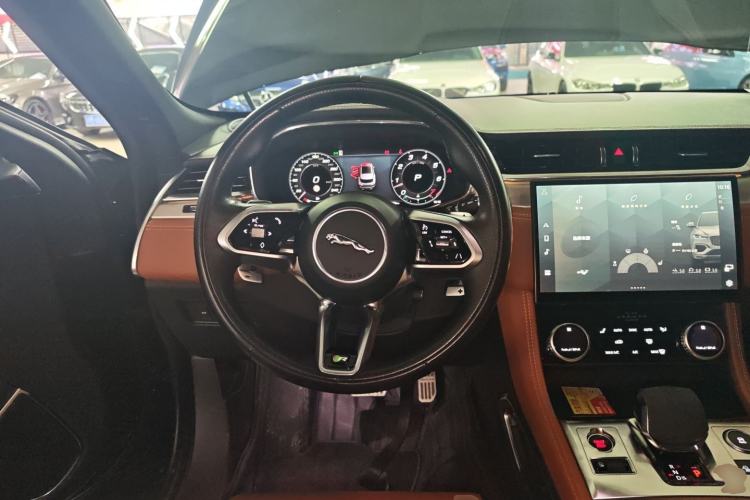 Used Jaguar F-PACE 2021 340 PS R-Dynamic SE