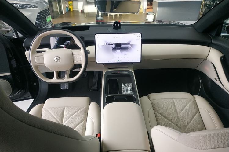 Used Nio ET5T 2025 75 kWh Touring
