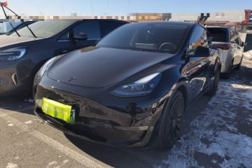 Used Tesla Model Y 2023 Long-Range All-Wheel-Drive Version
