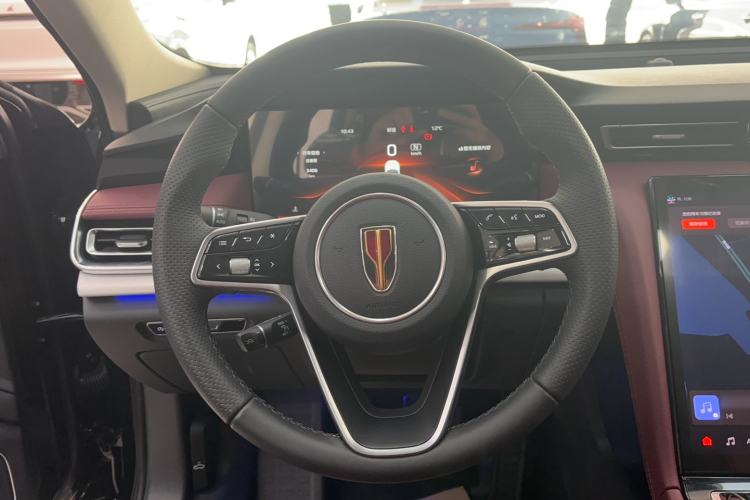 Used Hongqi H5 2025 2.0T Automatic Flag Edition – 500 000 Units Commemorative Version