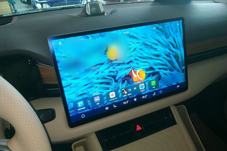 Used Hima AITO M7 2024 1.5T Intelligent Driving 4WD Max Edition 5 Seats
