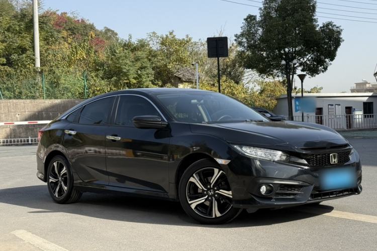 Used Honda Civic 2016 220TURBO CVT Prestige Edition
