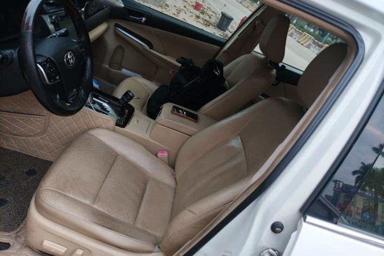 Used Toyota Camry 2015 Dual-Engine 2.5 HG Luxury Navigation Edition