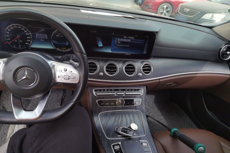 Used Mercedes-Benz E-Class 2019 E 300 L Sporty and Stylish Model