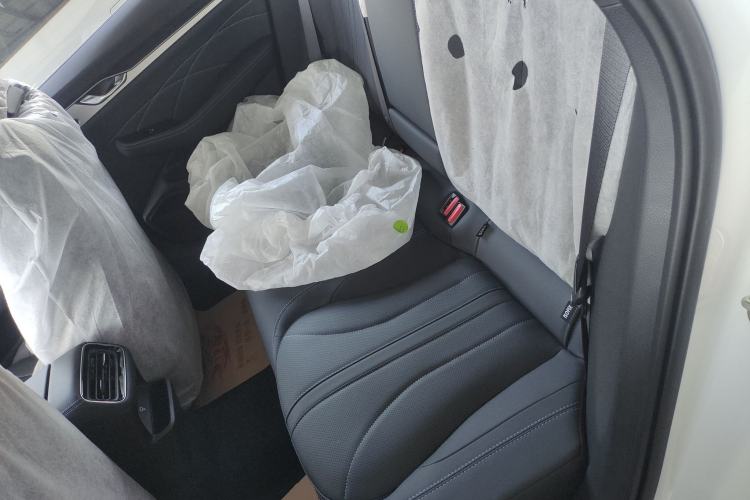 Used Geely Auto Preface 
