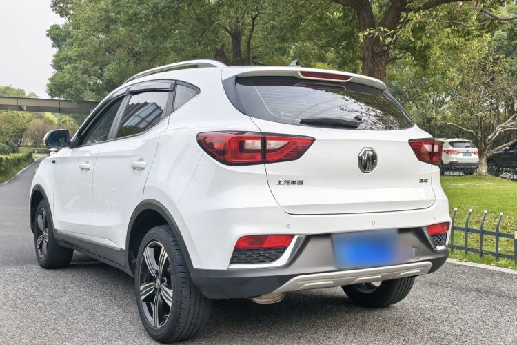 Used MG ZS 2020 Global Bestseller with 1.5L Engine Manual Transmission and a Massive 65-Inch Panoramic Sunroof Version
