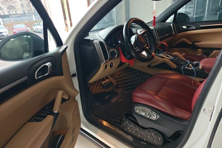 Used Porsche Cayenne 2016 Cayenne Platinum Edition 3.0T