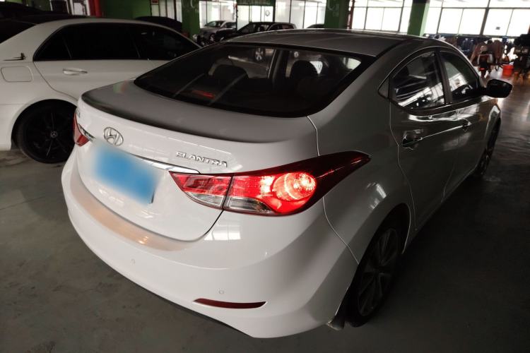 Used Hyundai Elantra 2015 1.6L Automatic Leading Model
