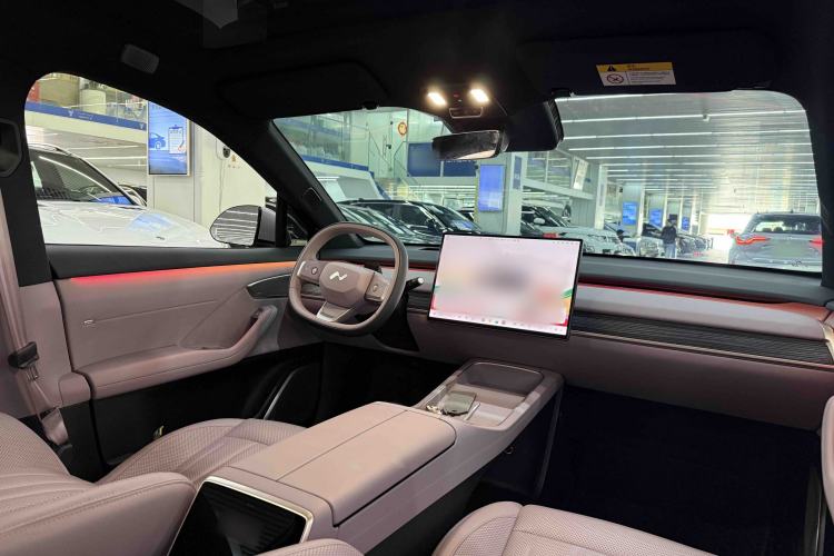 Used ONVO L60 2024 60 kWh Rear-Drive Version