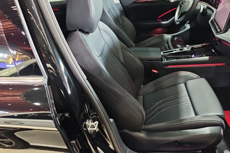 Used Volkswagen Magotan 2024 380TSI DSG Prestige Edition
