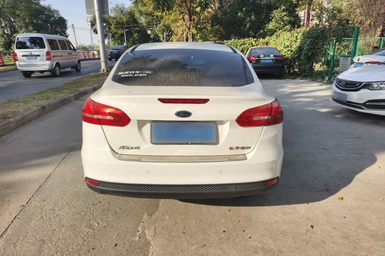 Used Ford Focus 2015 Sedan 1.6L Automatic Trend Model
