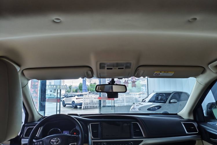 Used Toyota Highlander 2015 2.0T Four-Wheel Drive Elite Edition 7-Seater
