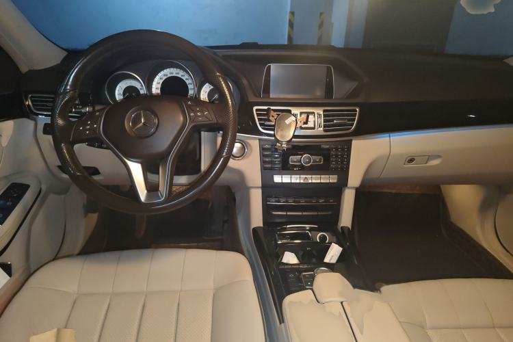 Used Mercedes-Benz E-Class 2015 E 200 L Sport Edition
