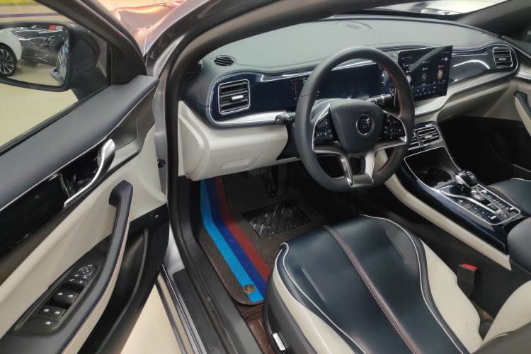 Used BYD Qin PLUS 2021 EV 400KM Luxury Model
