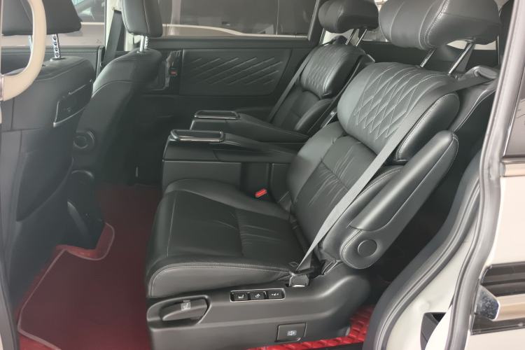 Used Honda Elysion 2019 2.0L Hybrid Luxury Edition
