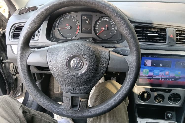 Used Volkswagen Lavida 2013 Revised Classic 1.6L Manual Fashion Edition