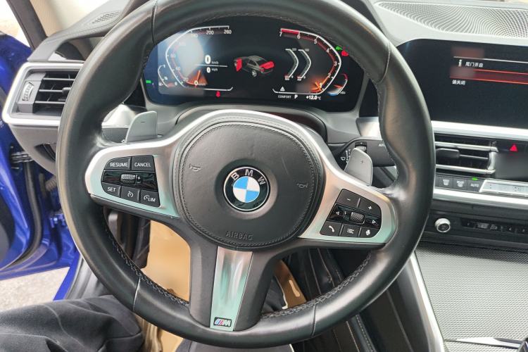 TDK.VehicleDetails.img