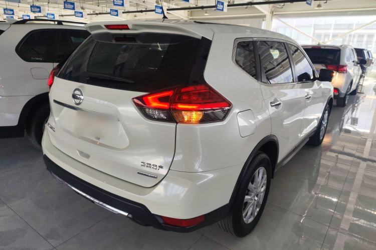 Used Nissan X-Trail 2019 2.0L CVT Smart Connect Comfort Edition 2WD
