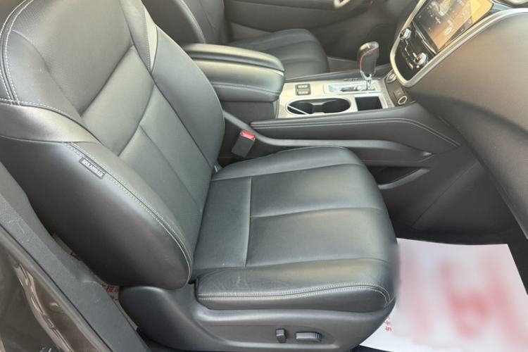 Used Nissan Murano 2019 2.5L XL Two-Wheel Drive Smart Connect Luxury Edition China VI Standard