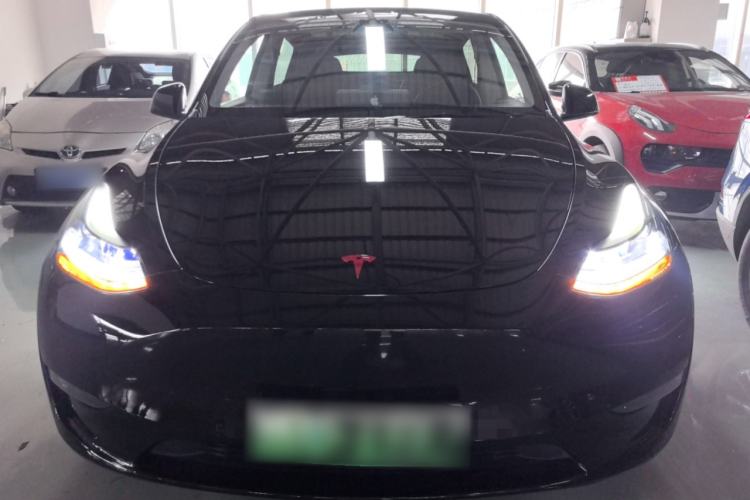 Used Tesla Model Y 2021 Long-Range All-Wheel-Drive Version 3D7