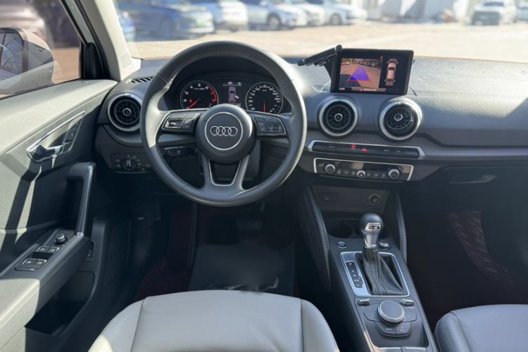 Used Audi Q2L 2022 35 TFSI Fashionable and Elegant Model
