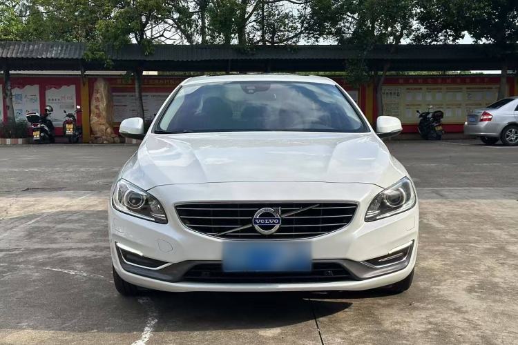 Used Volvo S60 2016 S60L T4 Zhiyuan Edition
