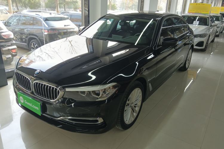 Used BMW 5 Series 2019 525Li Luxury Package

