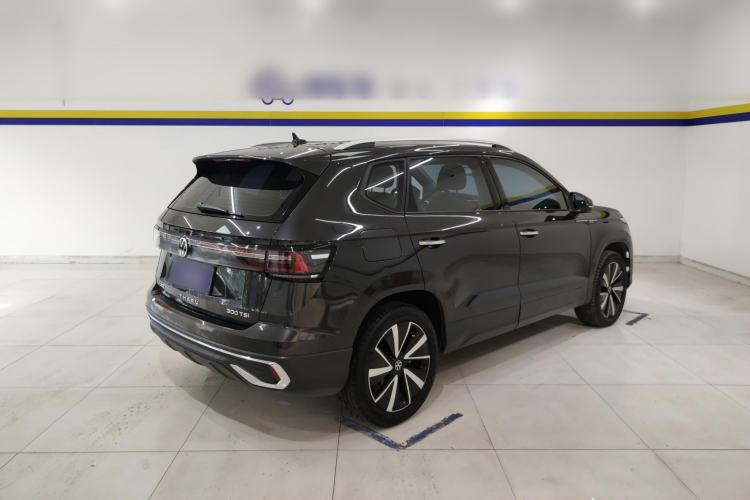 Used Volkswagen Tharu 2023 300TSI Two-Wheel-Drive Moonlight Edition