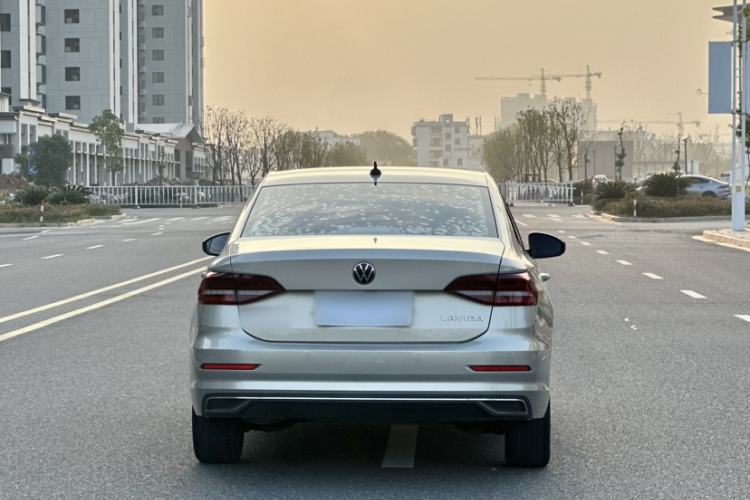 Used Volkswagen Lavida 2022 1.5L Automatic Comfort Edition
