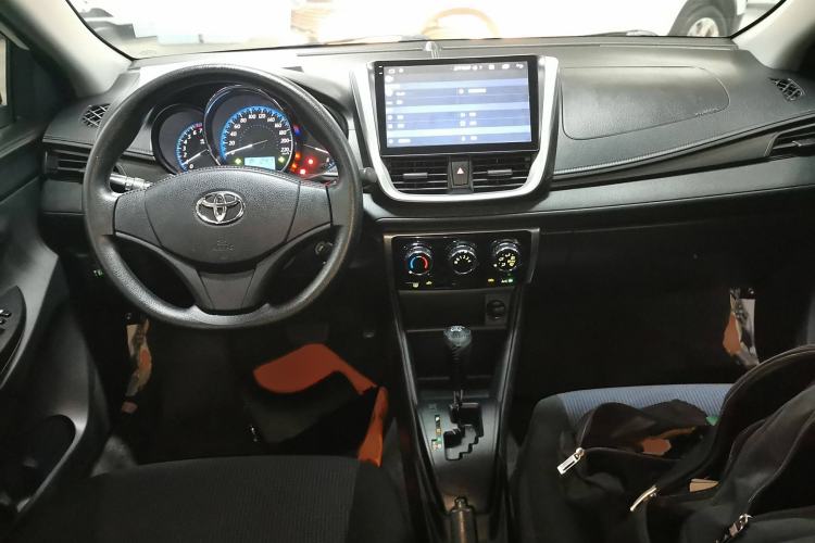 Used Toyota YARiS L 2016 Revised 1.5E CVT Charming Edition
