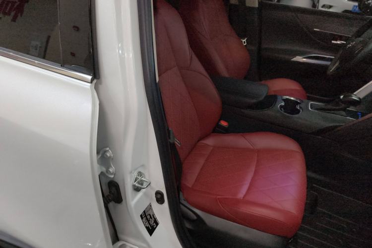 Used Toyota Harrier 2022 2.0L CVT Two-Wheel Drive Deluxe Edition
