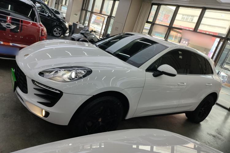 Used Porsche Macan 2017 Macan 2.0T
